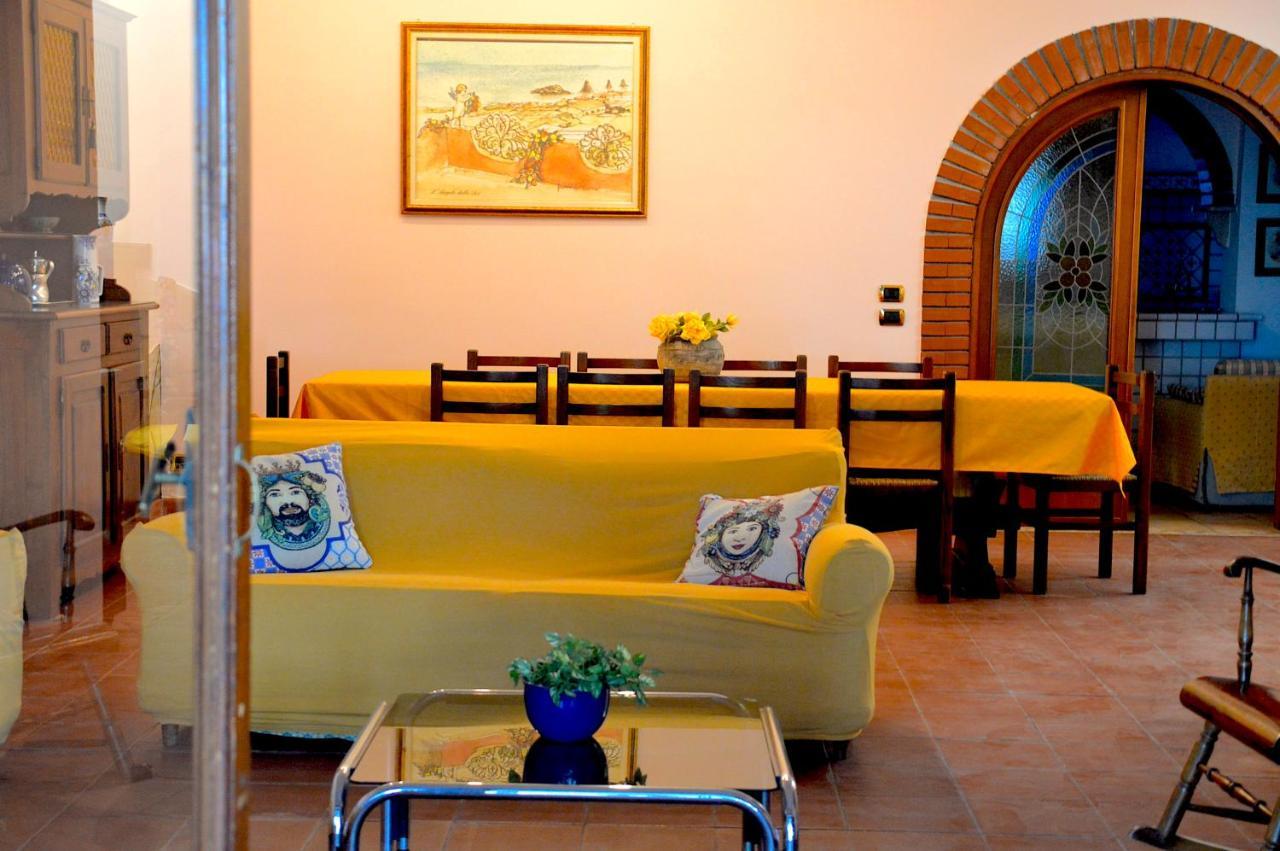 Angelo Delle Aci Holiday home